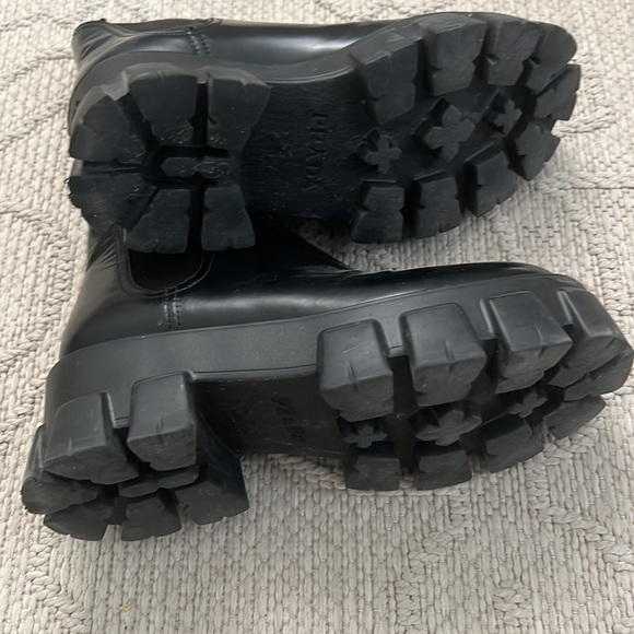 Prada Monolith Leather Lug-Sole Chelsea Booties - Picture 5 of 8